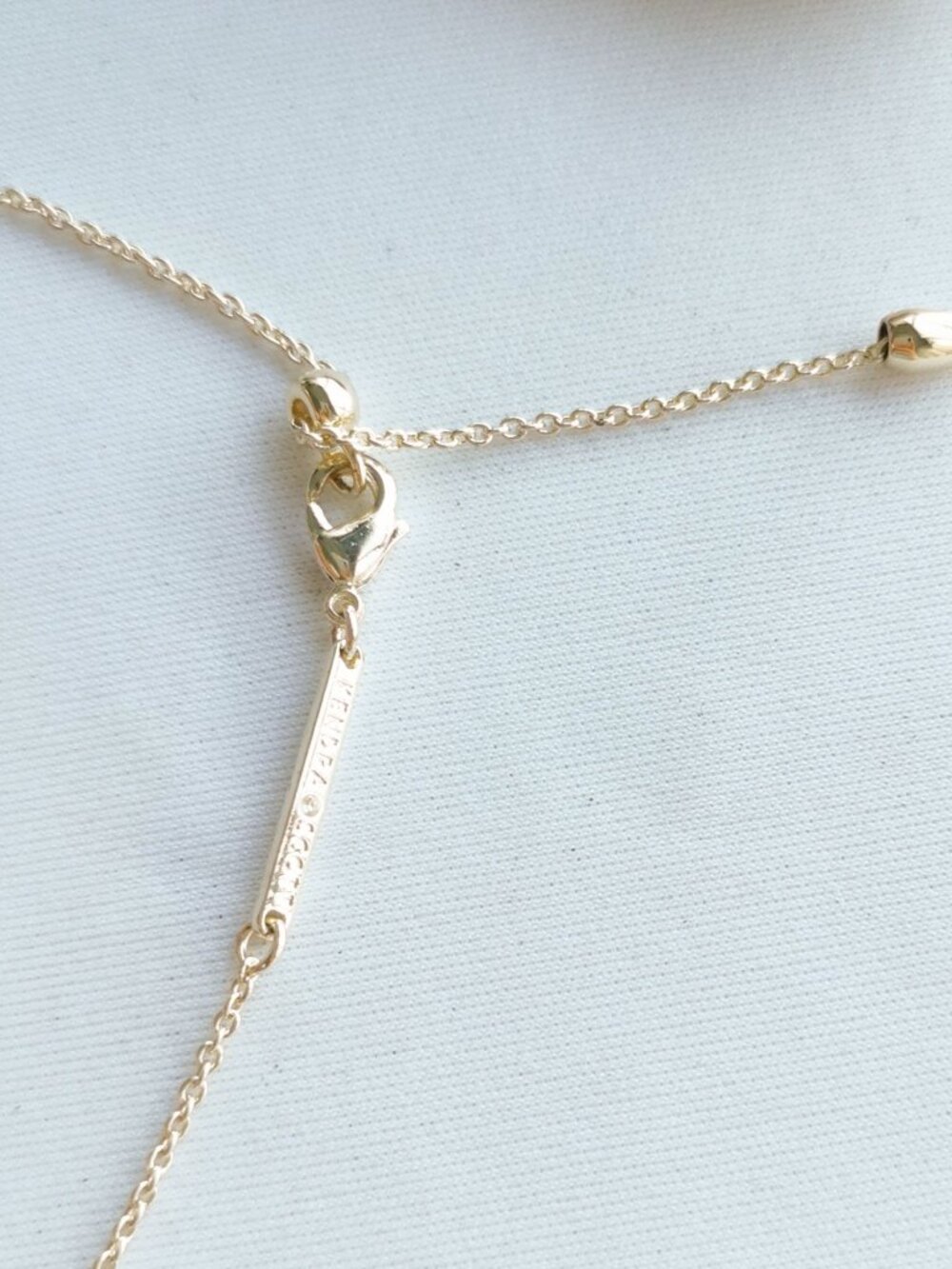 Kendra Scott Haven Heart Gold Multi Mix Enamel Strand Necklace - Picture 4 of 4